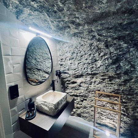 Cueva Luxe Las Calcetas Setenil De Las Bodegas Exterior foto